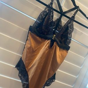 Super sexy teddy girl lingerie bodysuit !